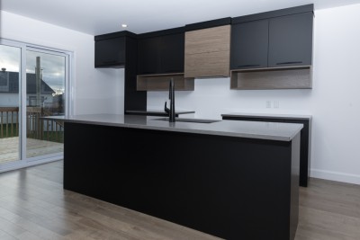 Photo-20-rue-Dancause-Victoriaville-armoires