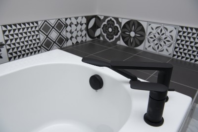 Photo-47-rue-Louis-Payer-Warwick-baignoire-robinet