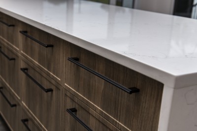 Photo-15-rue-Simard-Princeville-comptoir-quartz-armoires-cuisine