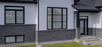 Photo-337-rue-Simard-Princeville-porte-extérieure-fenêtres