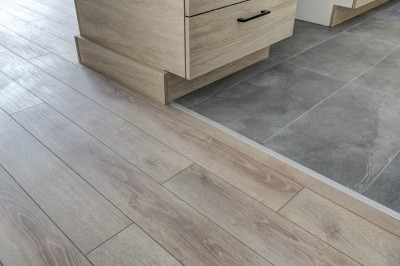 Unité modèle Groupe Jacques Ilot St-Paul, Victoriaville Plancher flottant céramique Couvre-planchers RT.jpg"